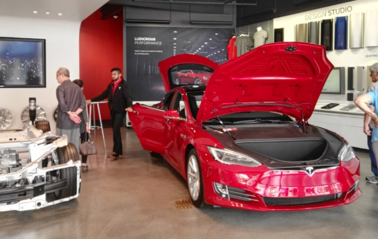 Tesla España Linkedin