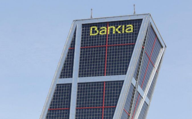 El FROB podría aprovechar una posible fusión de Bankia y BMN para ...