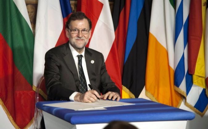 Rajoy llama a aprobar los presupuestos como signo de estabilidad en España