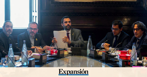 JxCat cede a las presiones de los republicanos después de que ERC ...