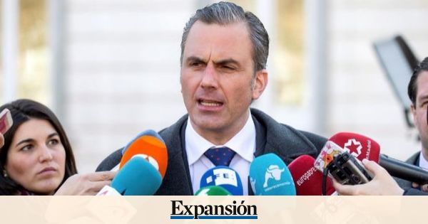 Vox descarta cualquier alianza electoral con PP y Cs y se erige como ...