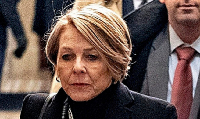 Jane Raspin JANE RASKIN. Formó parte del equipo legal que defendió a Trump por sus ...