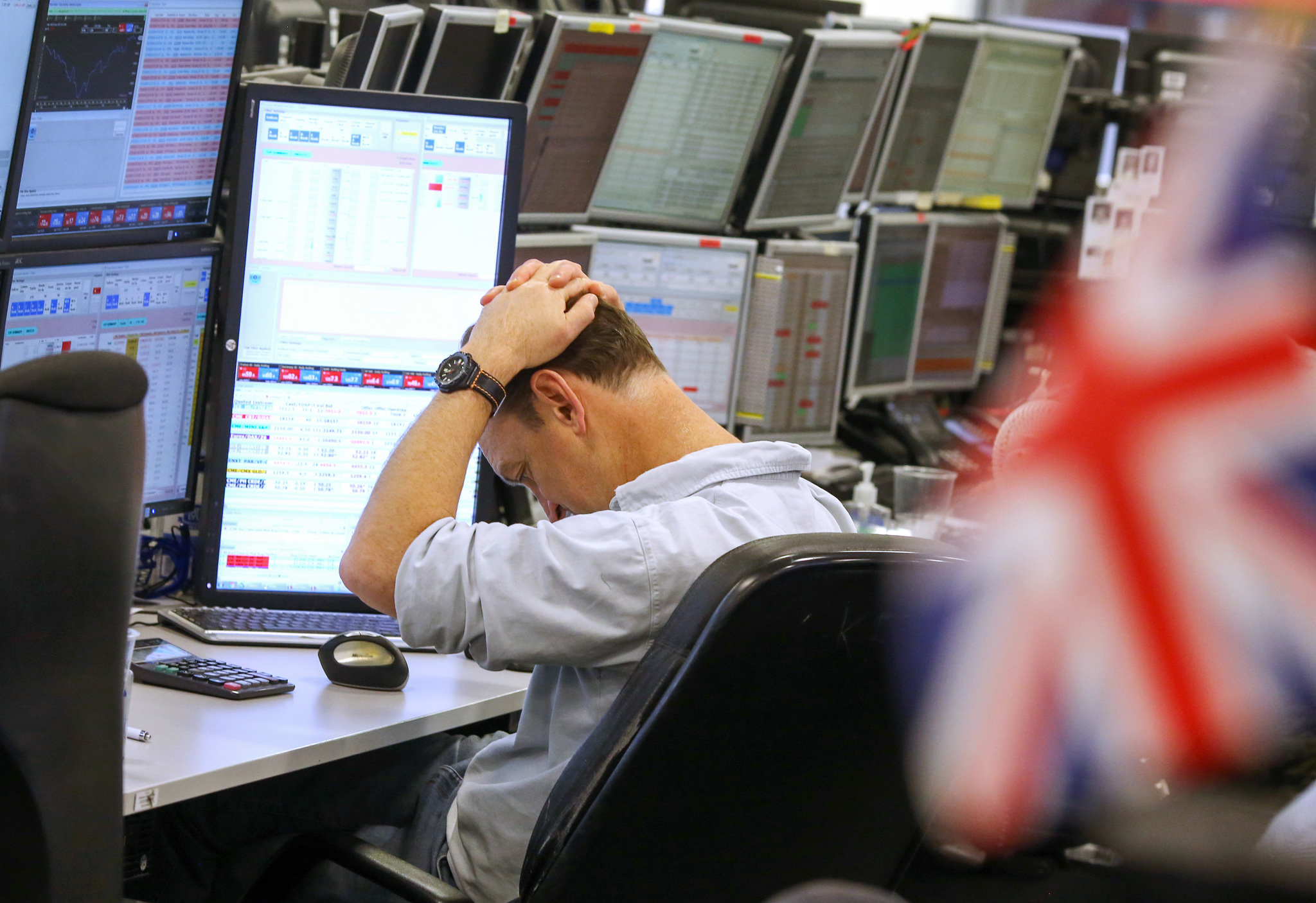 Los tres escenarios de riesgo latentes para la Bolsa