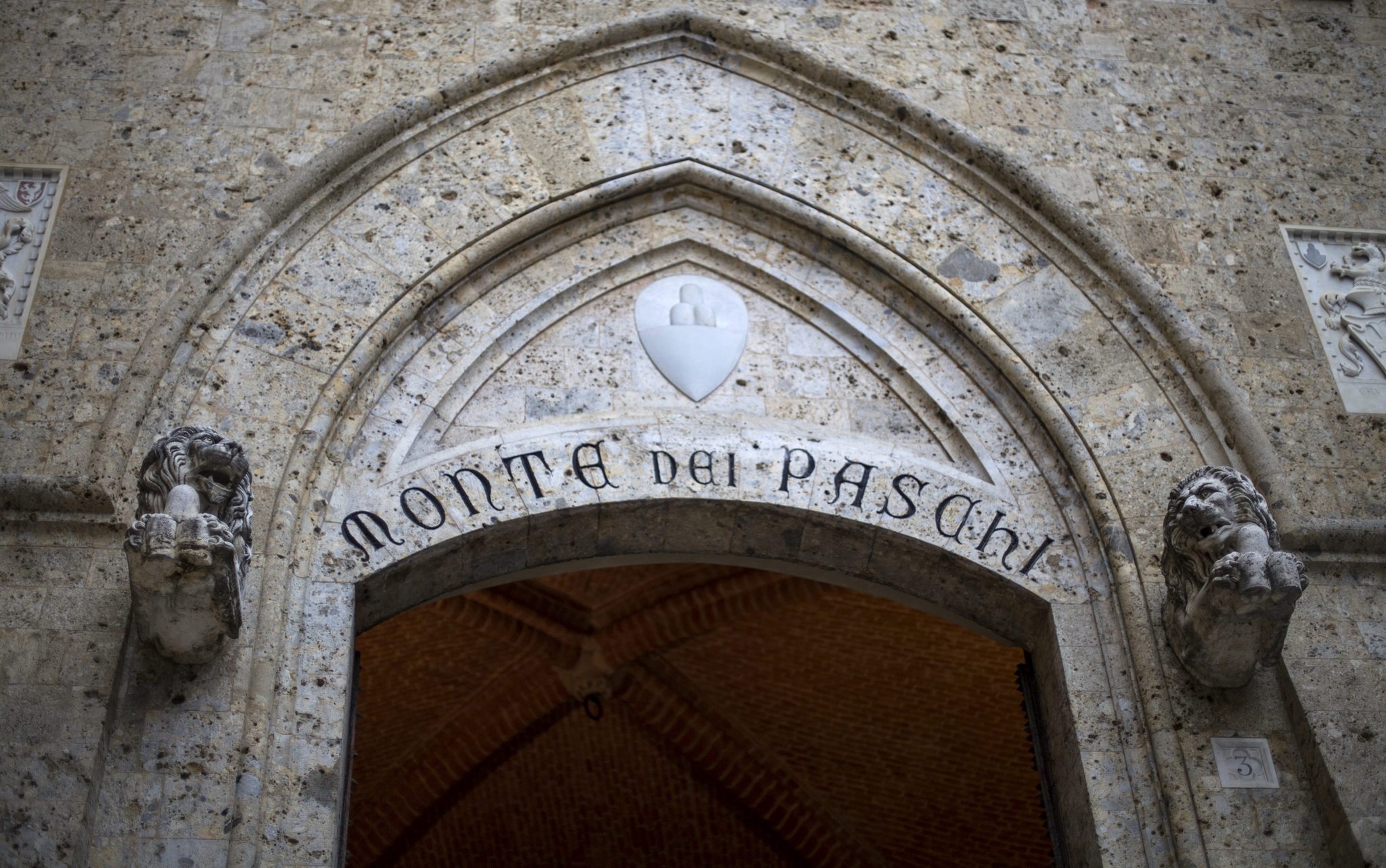 Monte dei Paschi lanza ofertas sobre Banca Generali y Banco BPM por 34.000 millones