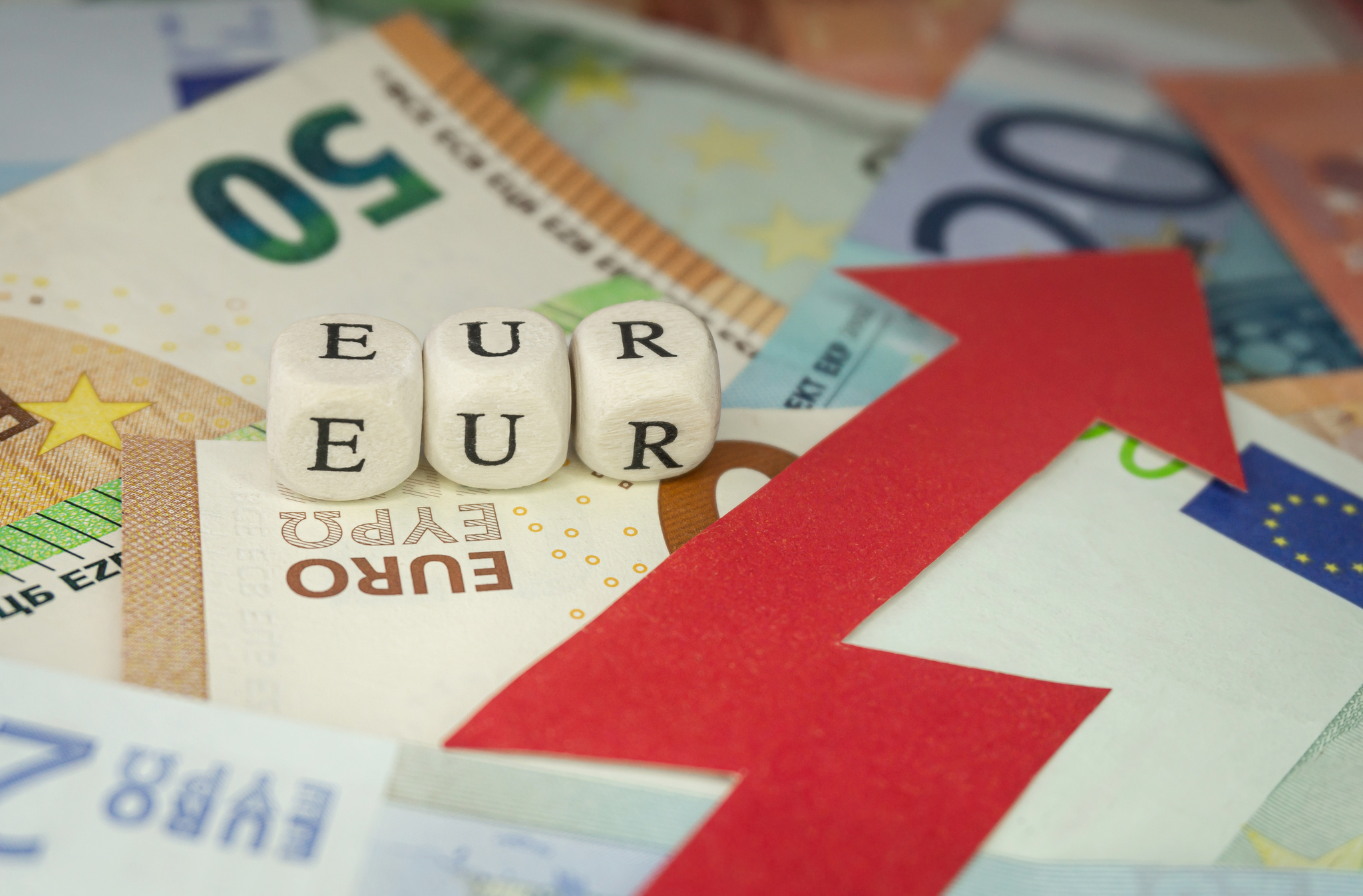 La inflación se acelera más de lo esperado en la zona euro y abona la nueva subida de tipos