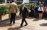 David Martínez vende casi la mitad de sus acciones de Sabadell