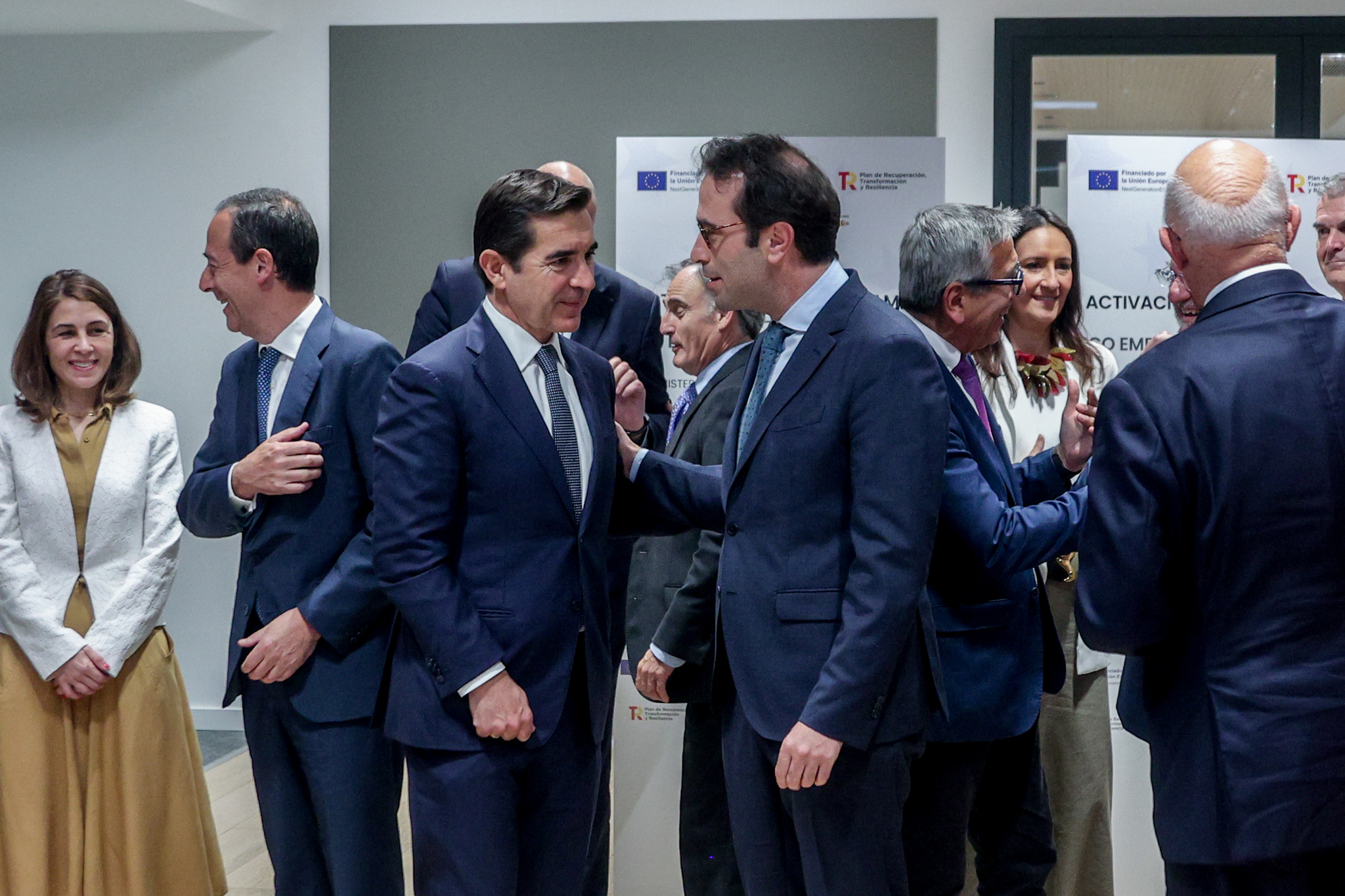 La opa de BBVA sobre Sabadell entra en su recta final | Banca