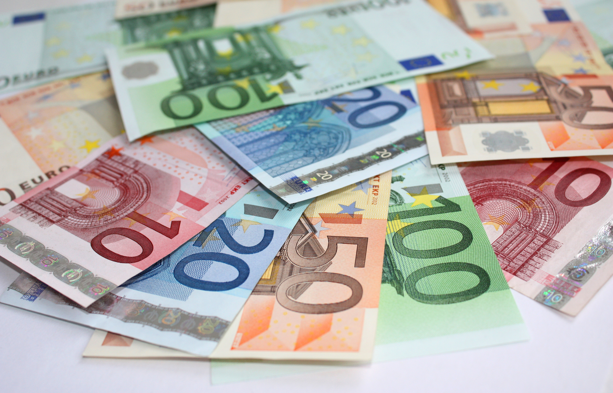 La moneda &uacute;nica registra su mejor semana frente al d&oacute;lar desde marzo de 2009.