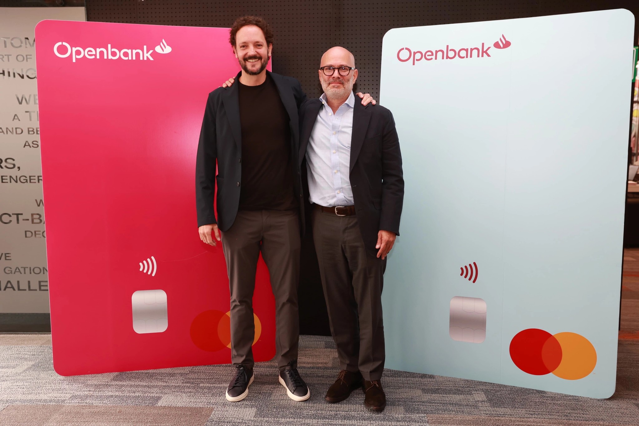 Juan José Galnares, director general de Openbank México (izq.), y Felipe García, CEO de Santander México.