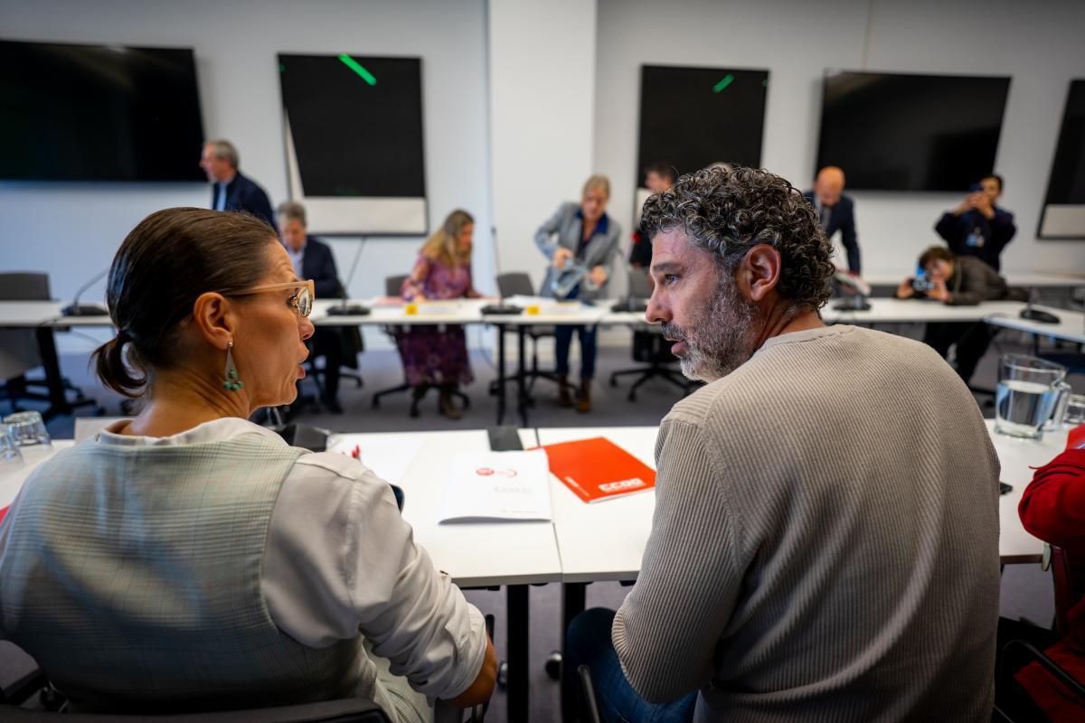 El Gobierno plantea una subida del 10% del sueldo fijo de los ...