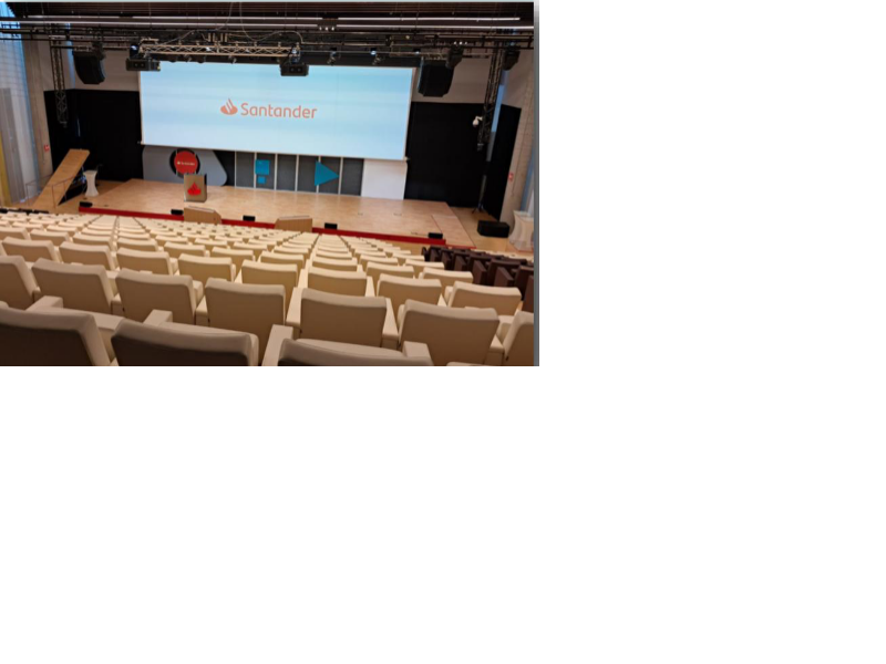 Auditorio de la sede de Santander España.