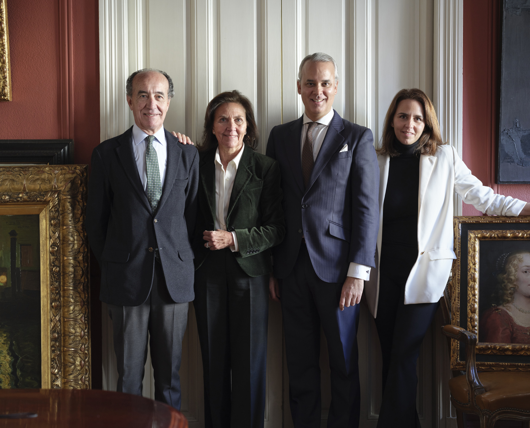 De izquierda a derecha: Jaime Mato García-Ansorena, antiguo CEO de Ansorena, junto a su hermana Cristina, directora de la Galería de Arte Contemporáneo, y a sus sobrinos Alfonso Mato Yllera, nuevo director general, y Mónica Marín Mato, responsable de márketing. ANSORENA