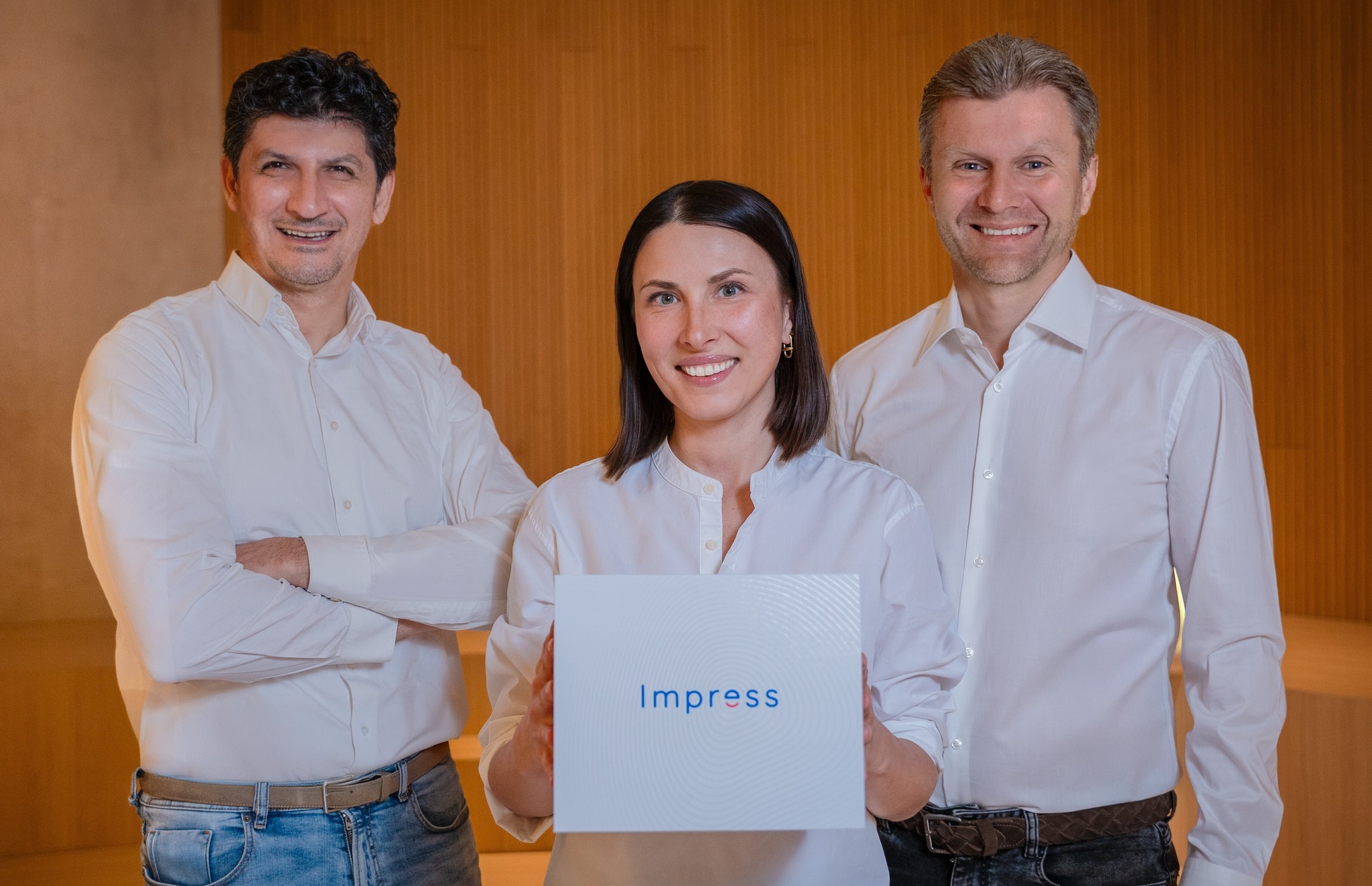 Los fundadores de Impress, Khaled Kasem, Diliara Lupenko y Vladimir Lupenko.
