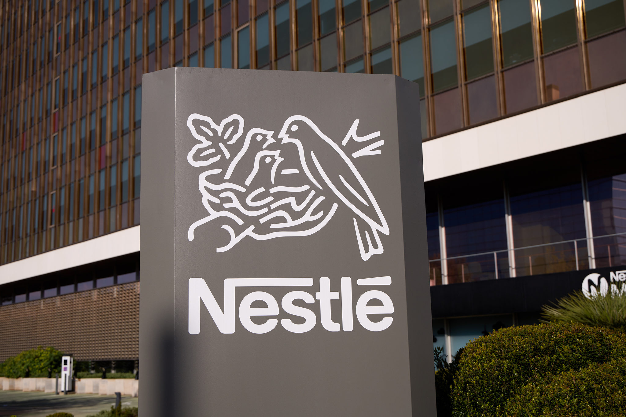 Nestlé España ultima un ERE para el 7% de la plantilla