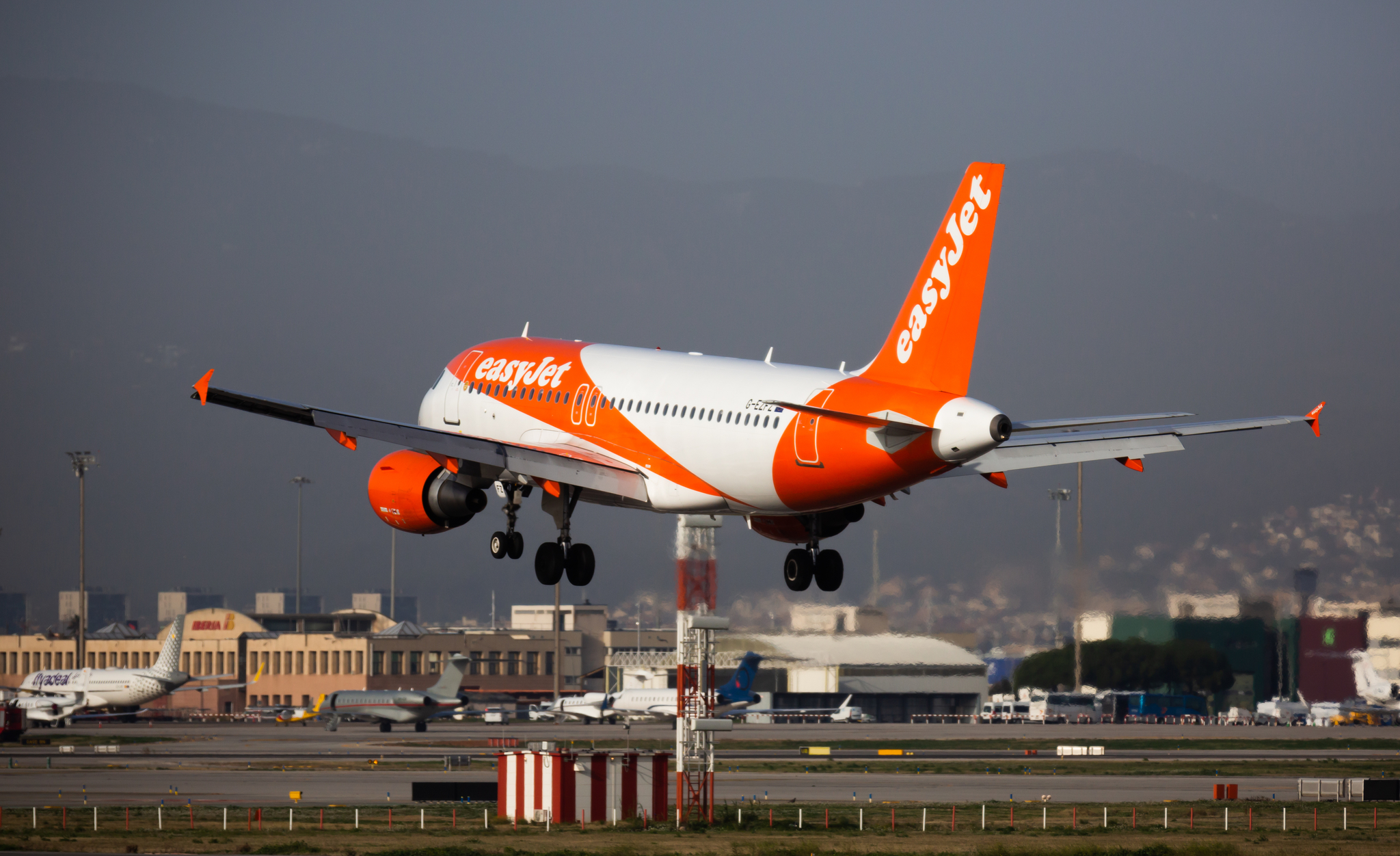 Castlelake avanza en la adquisición de easyJet