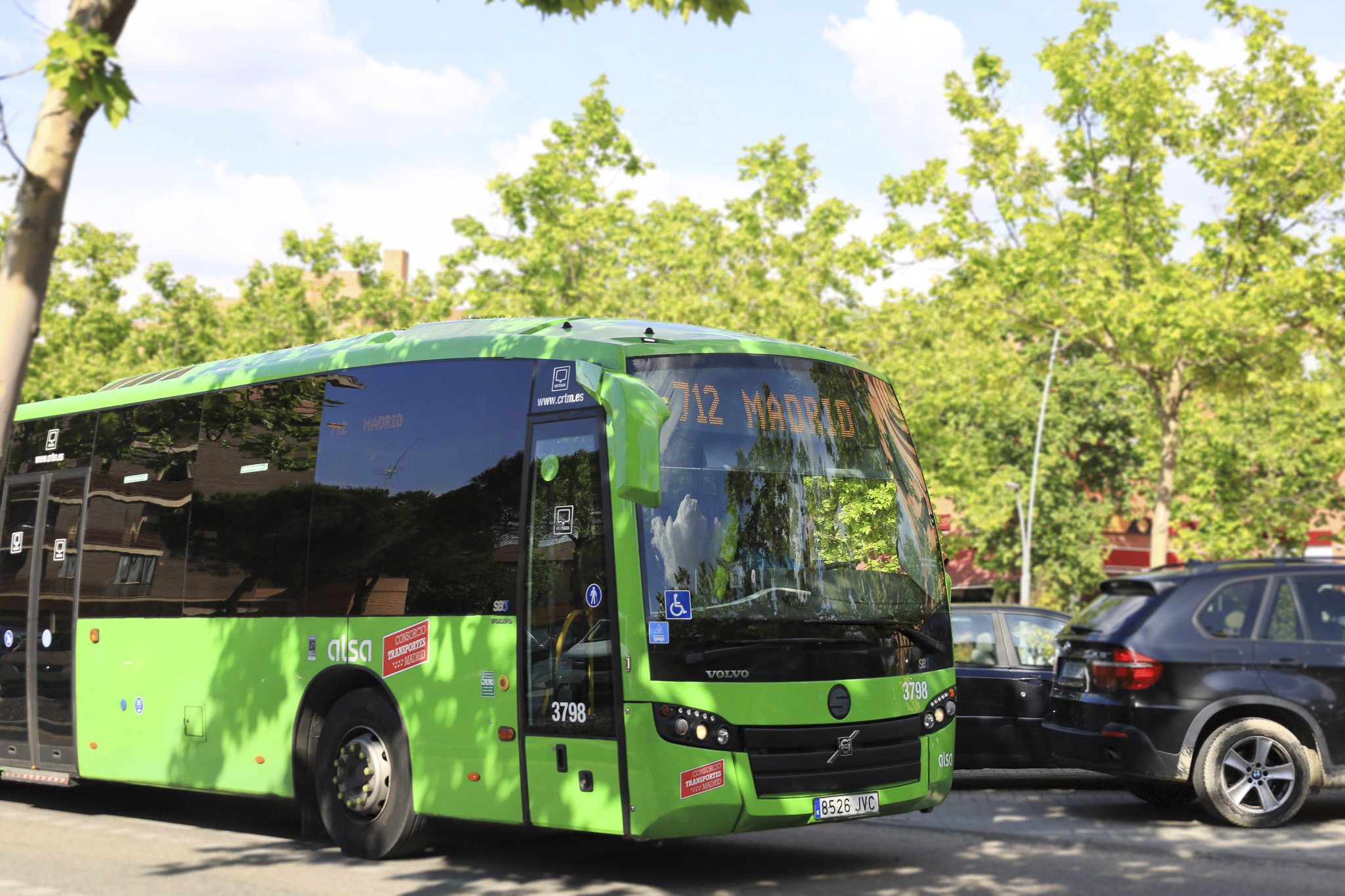 Alsa, Avanza y Arriva se lanzan a por el megacontrato de autobús de Madrid
