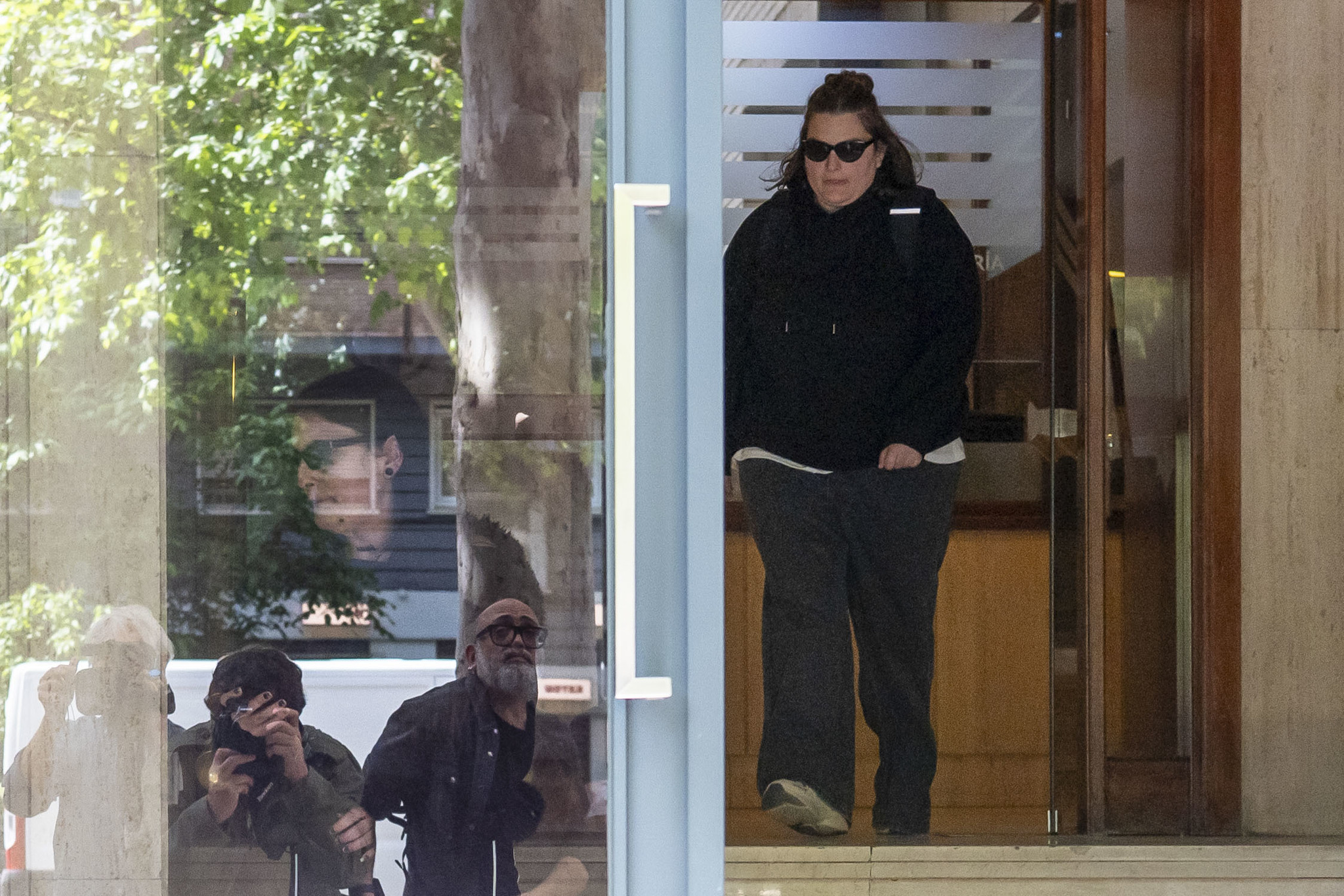 El juez del caso Plus Ultra imputa a las hijas de Zapatero y a su secretaria