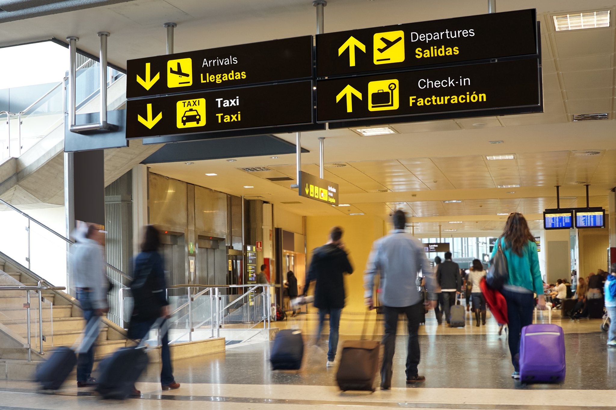 Los españoles viajaron un 4,4% menos hasta marzo, aunque gastaron un 2,5% más