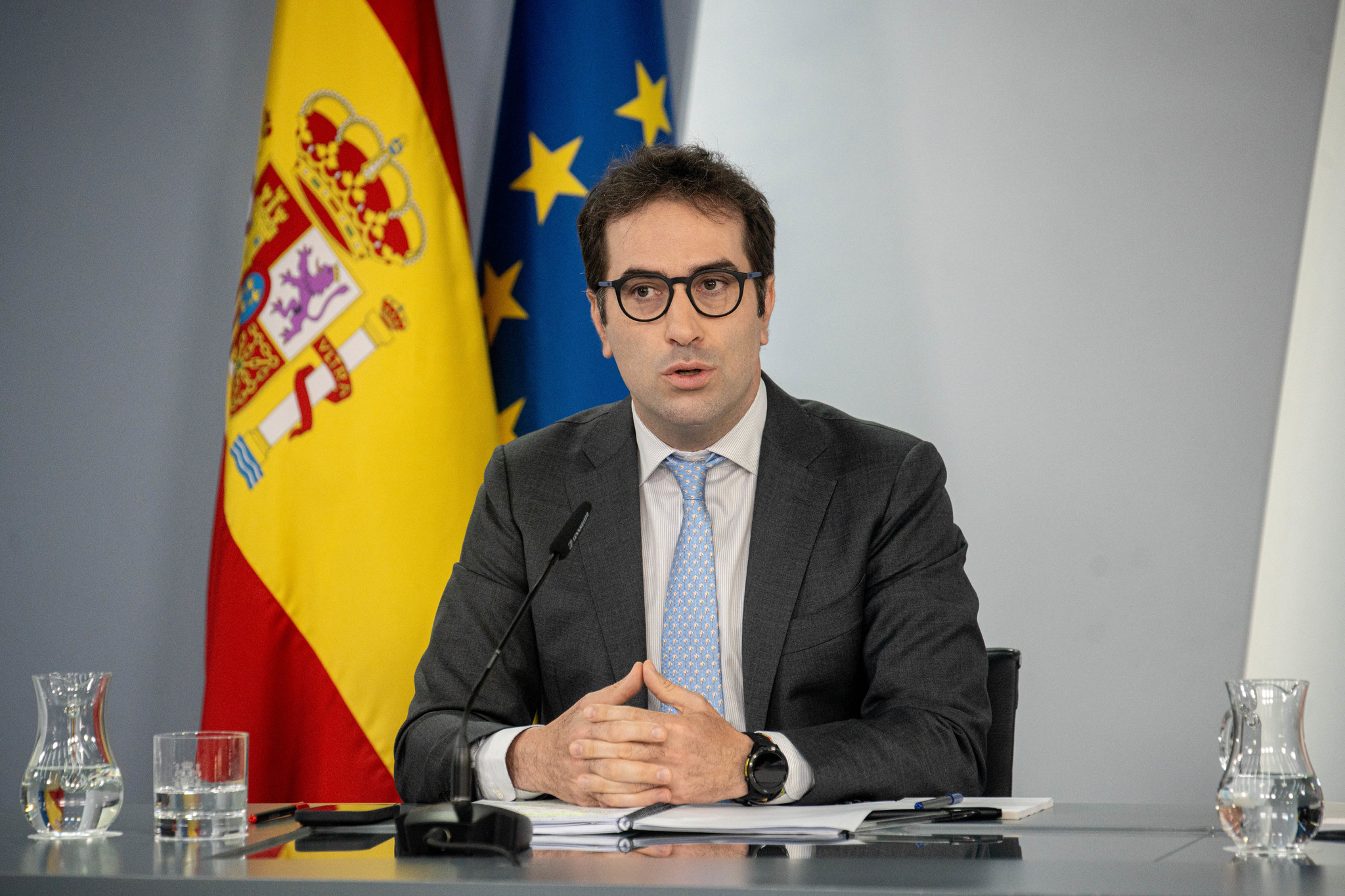 El Gobierno eleva al 2,6% la previsión de crecimiento para 2026 y al 2,2% para 2027