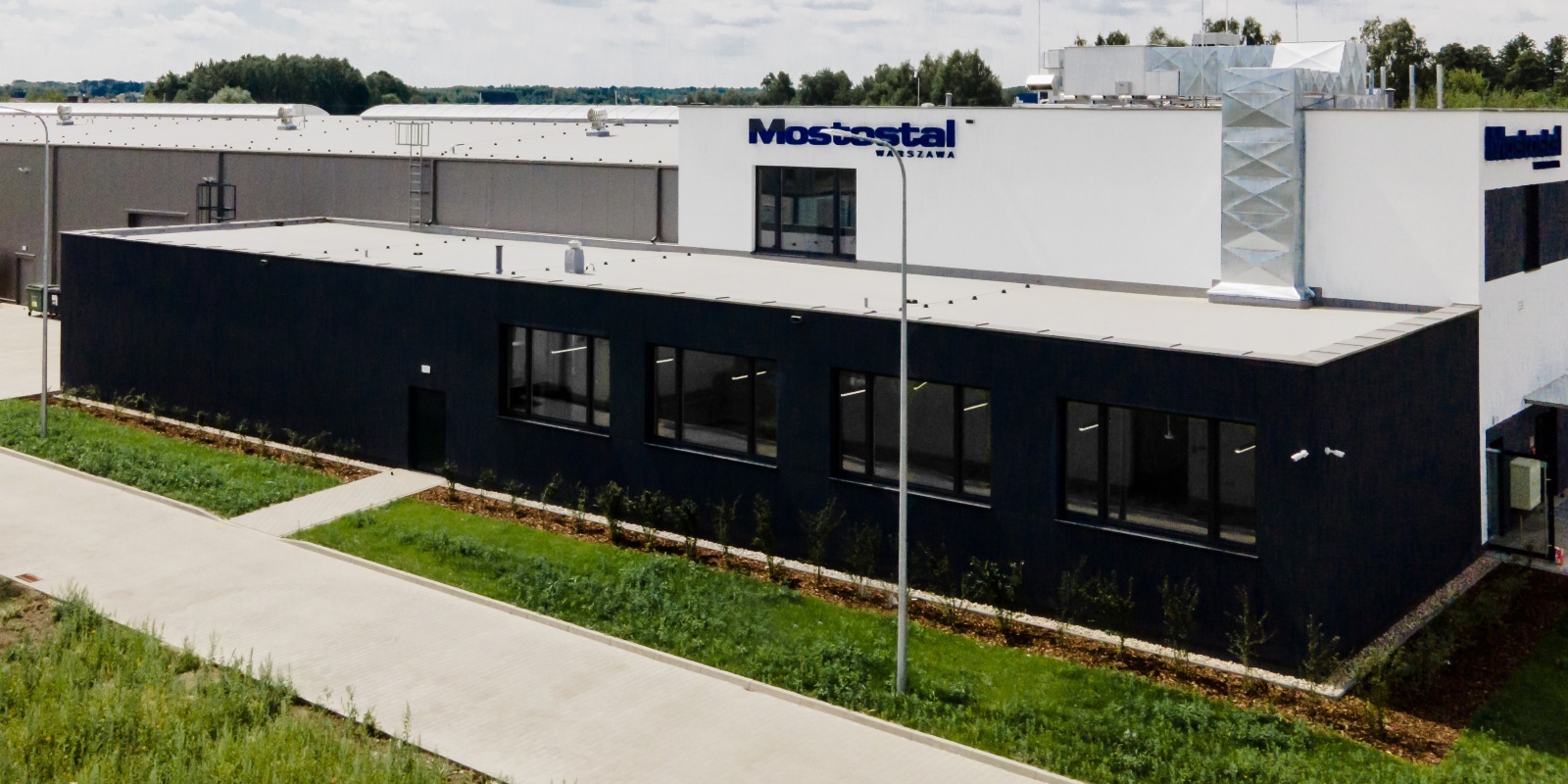 Acciona prepara una opa para evitar la quiebra de su filial polaca Mostostal