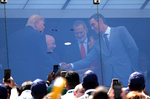 Trump saluda a Felipe VI y Pedro Sánchez en el palco de la final del mundial