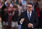 Burnham se estrena como primer ministro británico eliminando el IVA de la luz