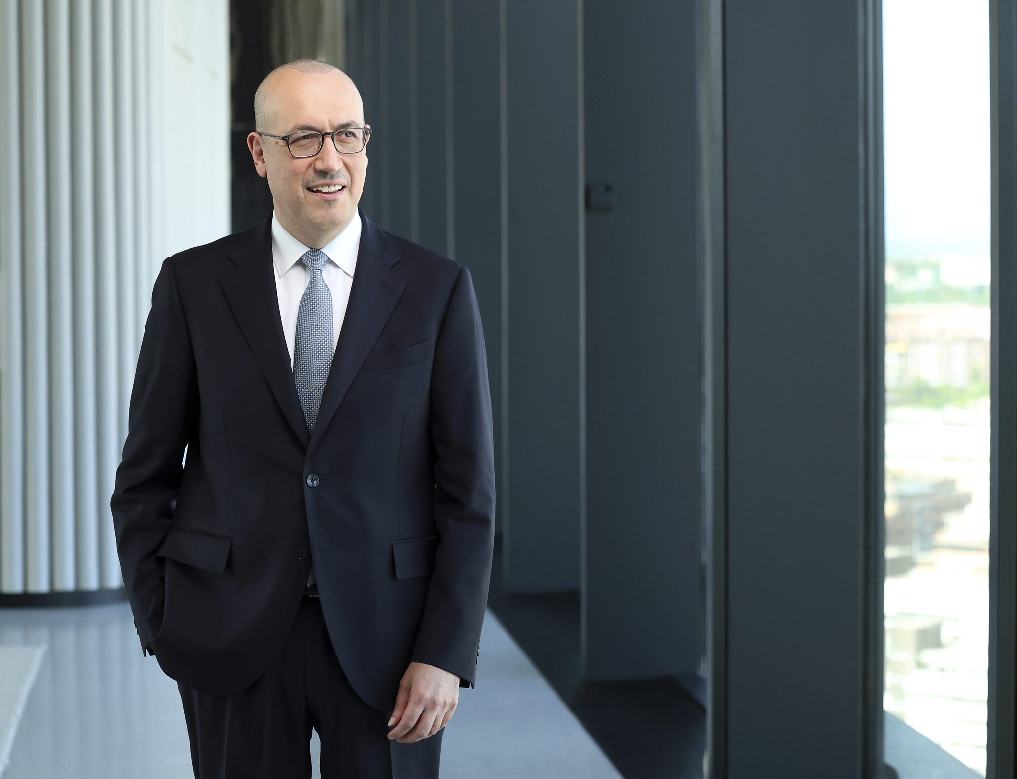 BBVA aprovecha mejor que sus rivales la bajada de tipos en México