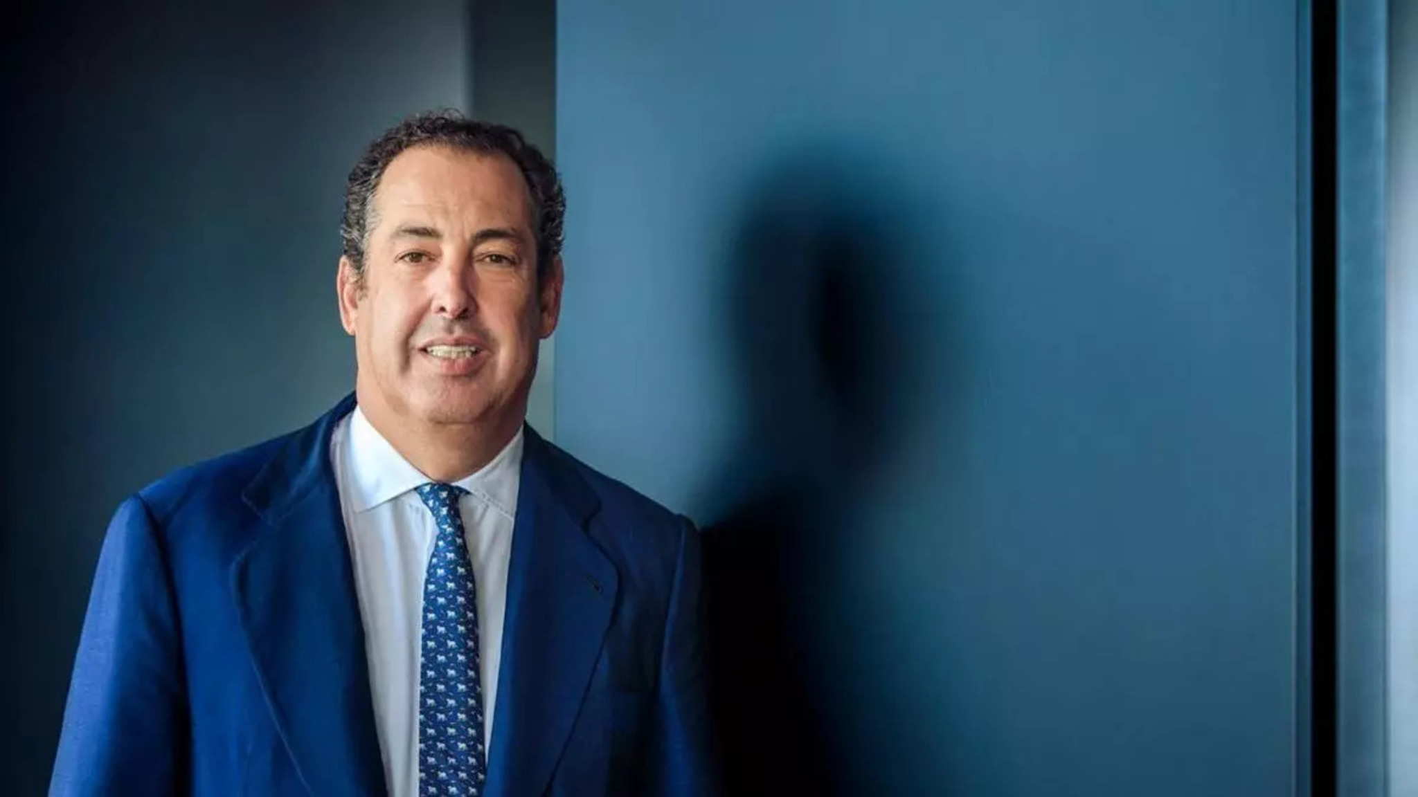 García Carranza vende acciones de Santander por casi 4 millones de euros