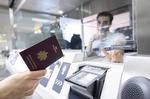 Las aerolíneas, en vilo por el nuevo control en frontera
