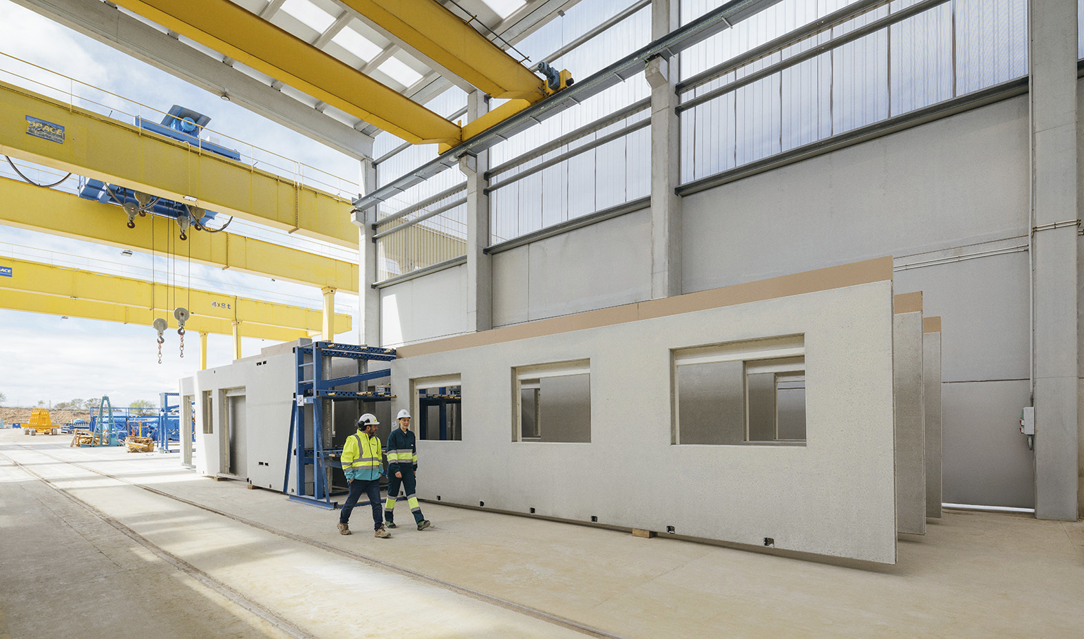 Molins dispara beneficios y ventas tras integrar Secil