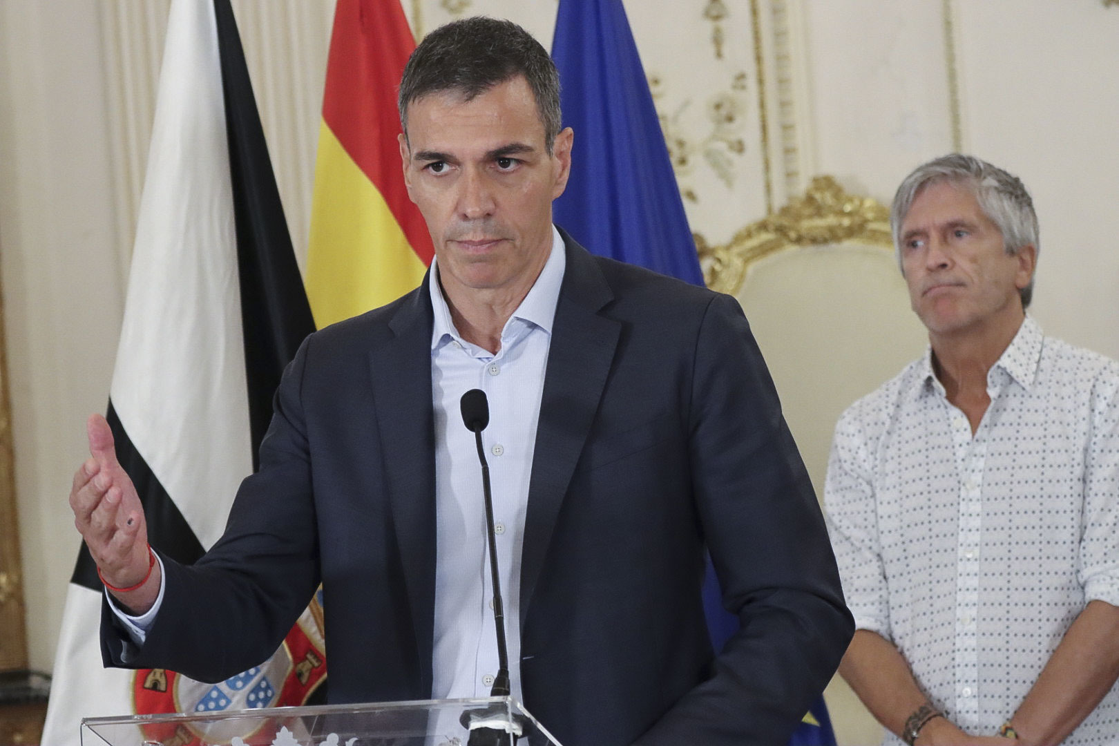 Sánchez denuncia una "violación de la integridad territorial" de España y señala al Supremo