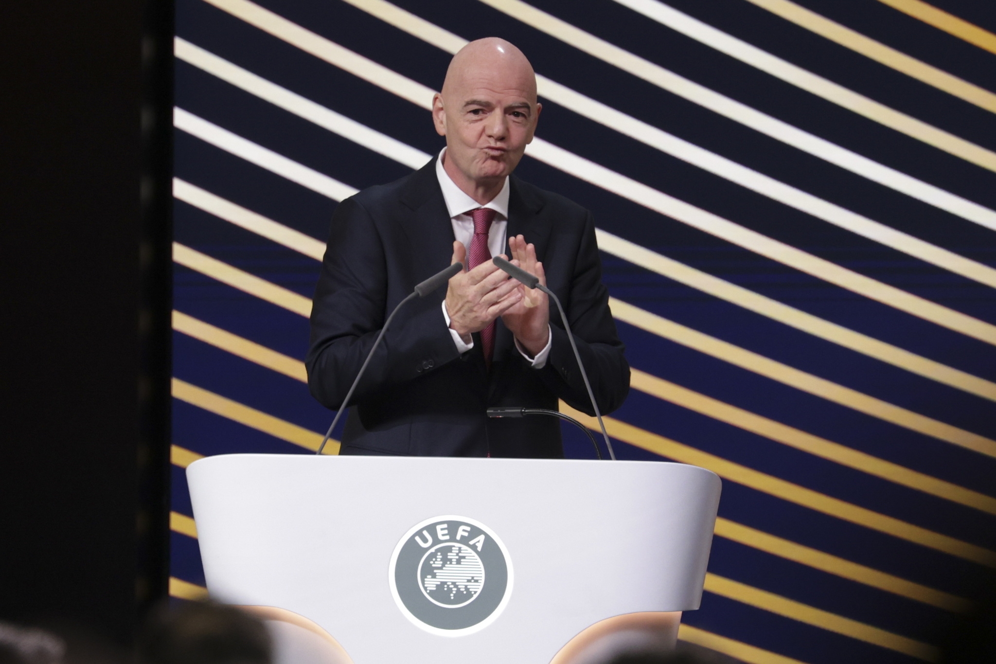 La FIFA admite errores en su propuesta de privatizar el Mundial
