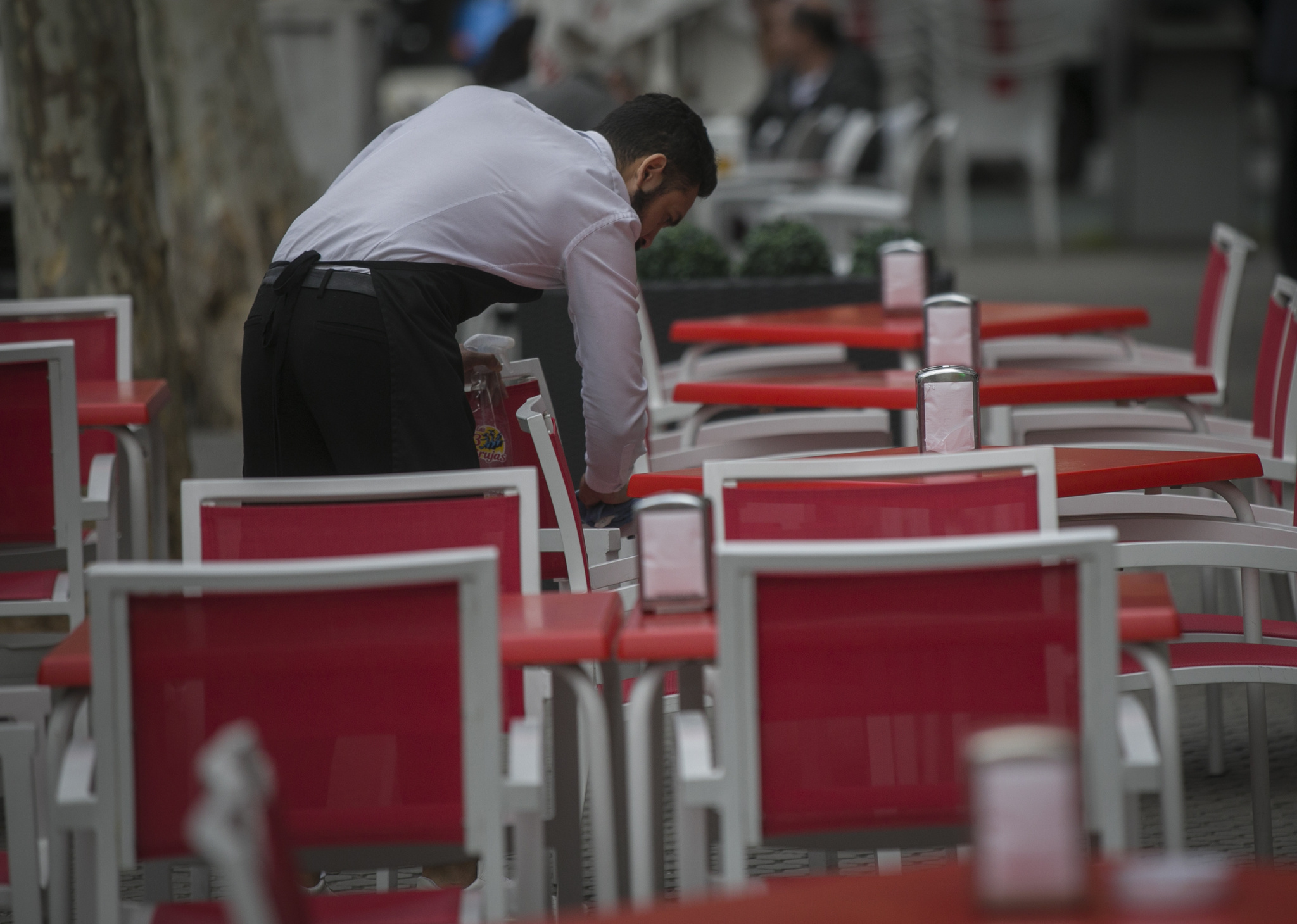 Cada a�o, se pierden 400 millones de jornadas por bajas, con un coste de 92.000 millones.