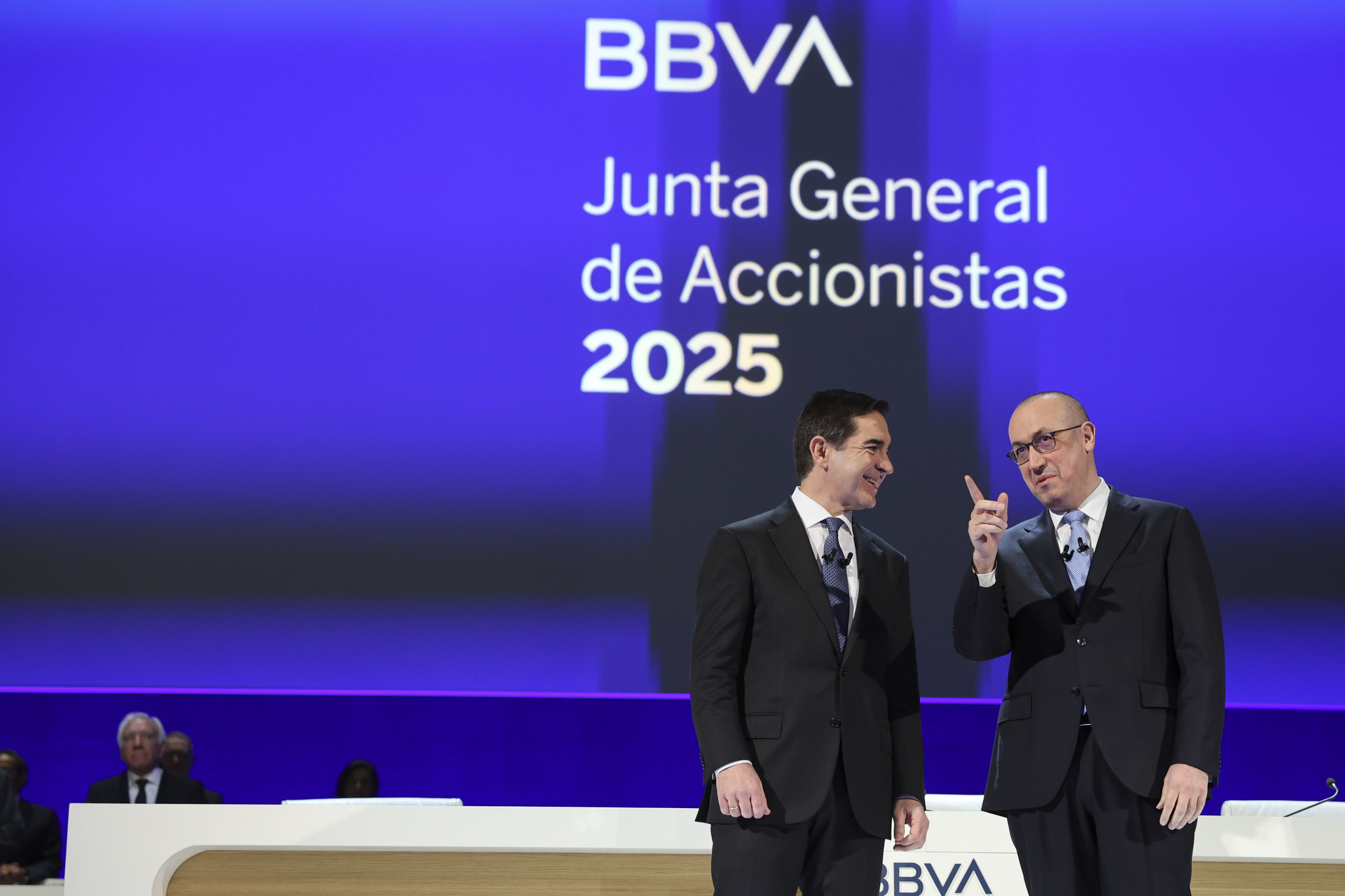 BBVA aglutina a 4.000 empleados para impulsar su estrategia en IA
