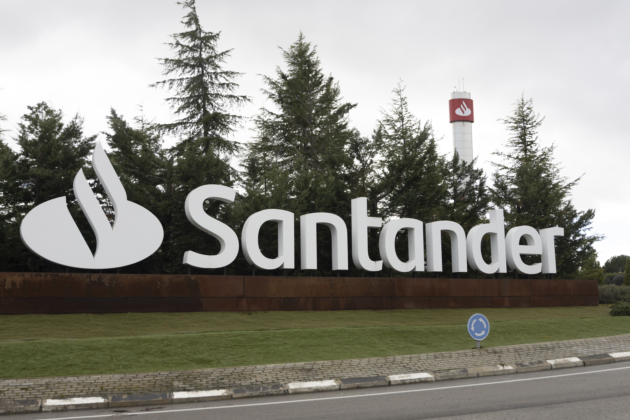 La banca se pone a la cabeza del Ibex y fulmina a los bajistas