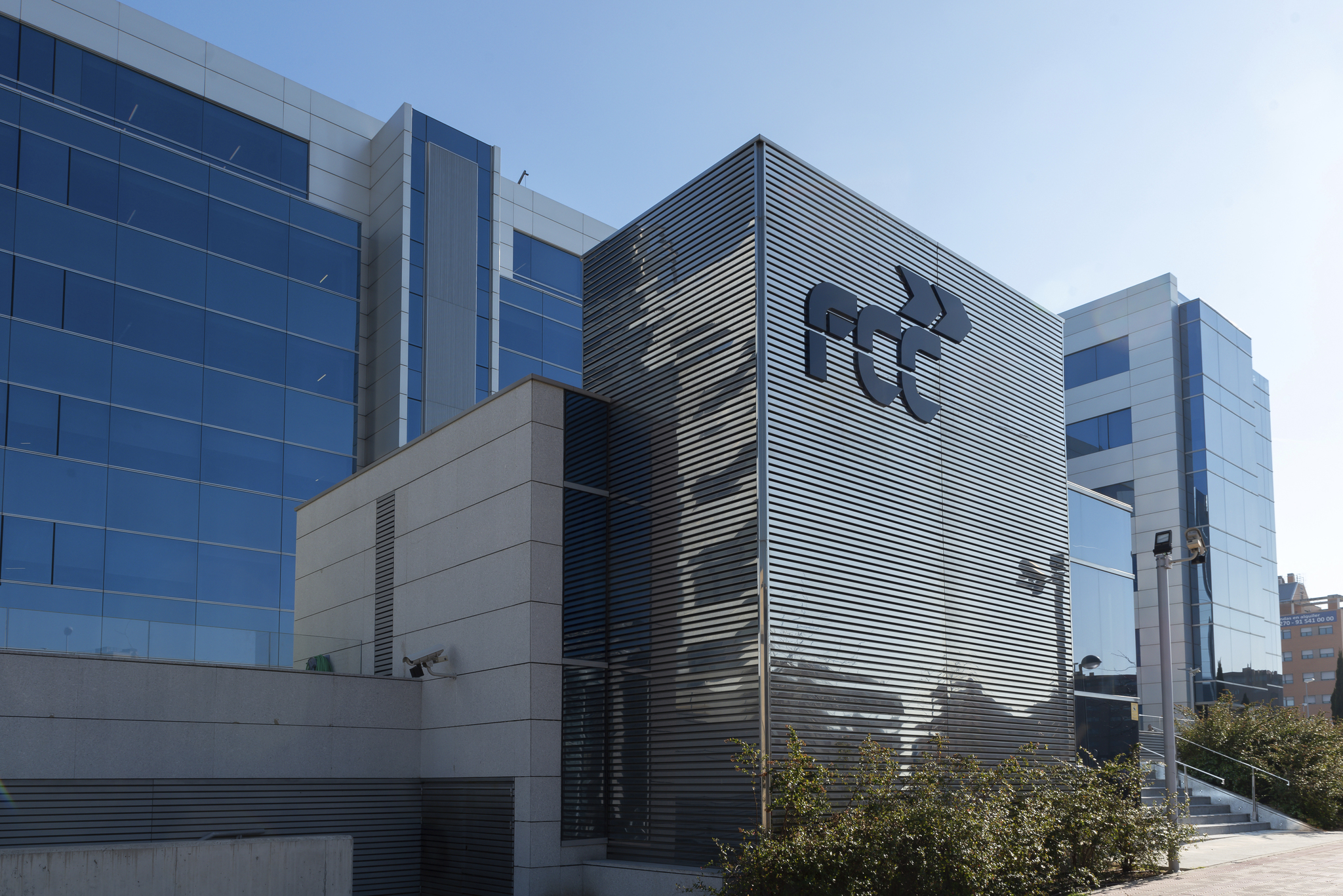 FCC podría tardar en "cerrar el descuento de valoración", según AlphaValue