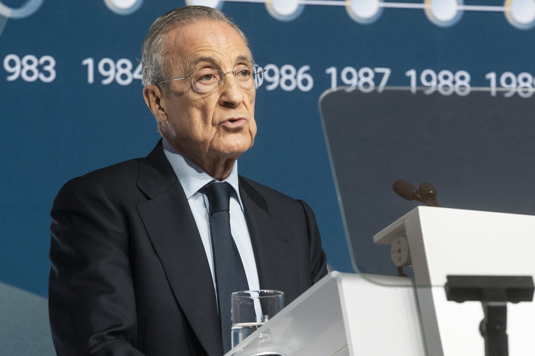 Florentino Pérez gana 23 millones al vender acciones del plan de incentivos de ACS