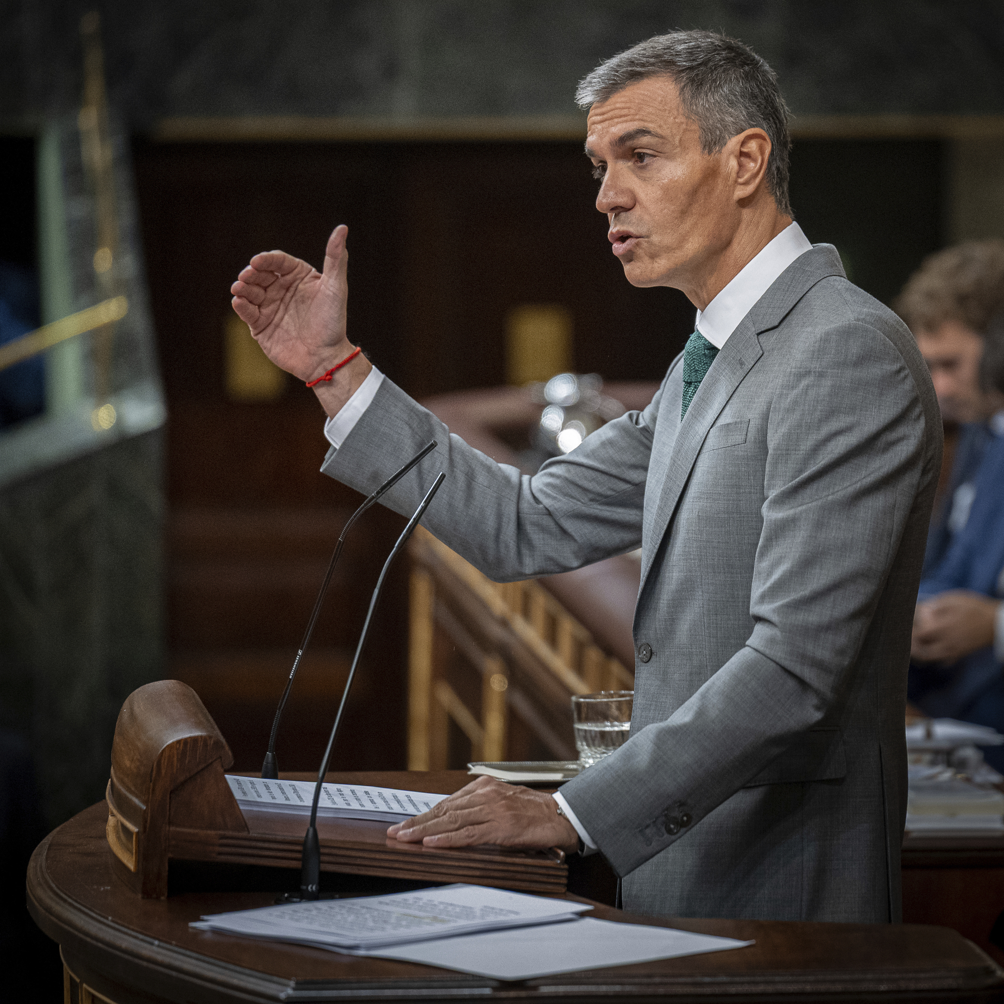Sánchez se enroca en exculpar a Marruecos frente a la crítica unánime del Congreso