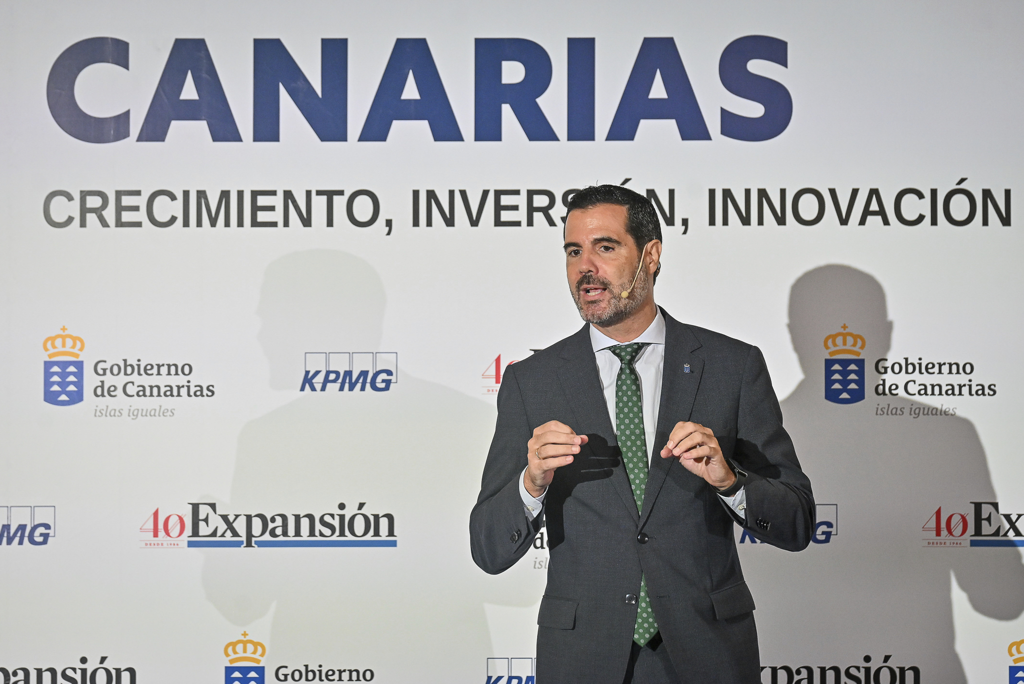 Canarias reivindica su capacidad para competir en el tablero global y exige desbloquear la eólica marina