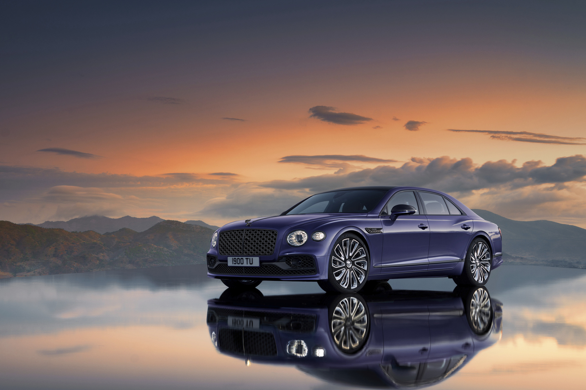 Bentley lanza su primer SUV eléctrico, un cambio estratégico hacia nuevos clientes