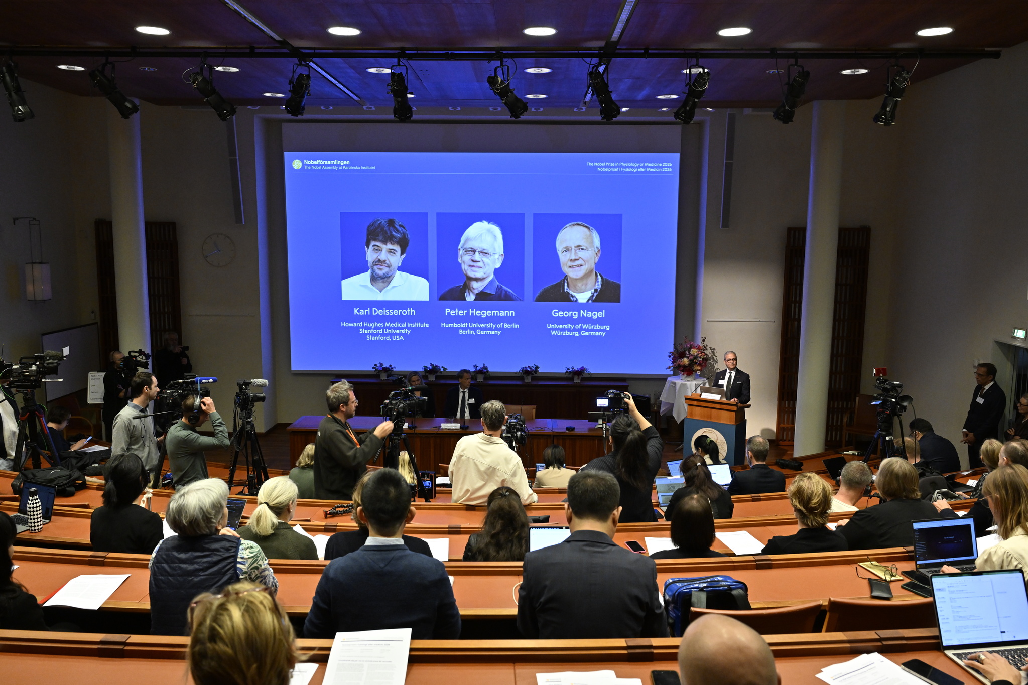 Nobel de Medicina a los descubridores de la optogenética, el interruptor cerebral que permite contro