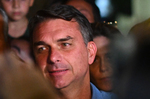 La dinastía Bolsonaro en Brasil acaricia un sorprendente regreso