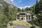 La casa de los Gucci en la nieve busca dueño