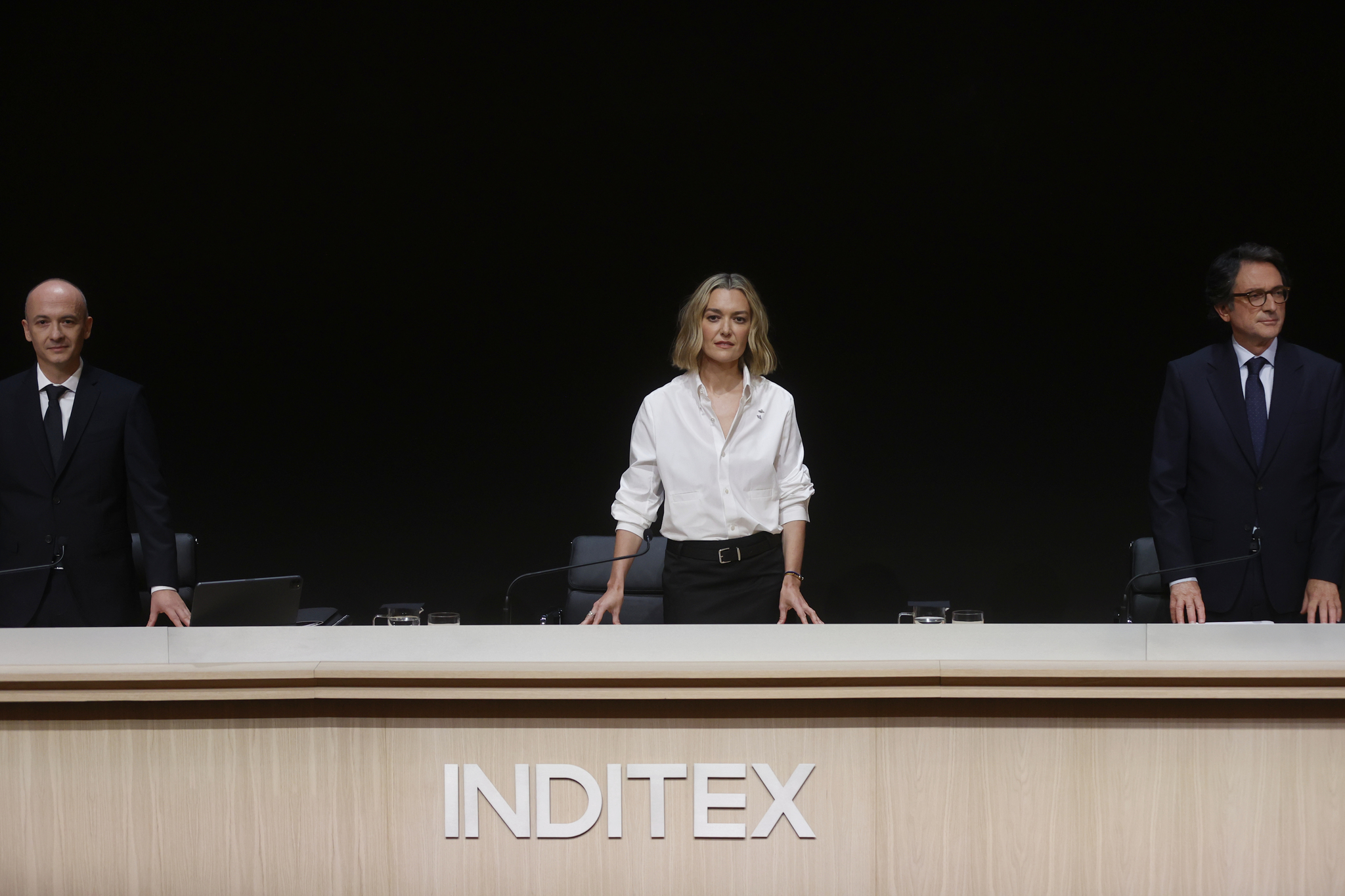 Inditex retoma el liderazgo bursátil en España superando a Santander