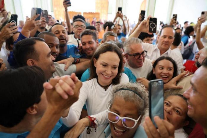 La l�der opositora venezolana Mar�a Corina Machado, tras llegar a Venezuela.