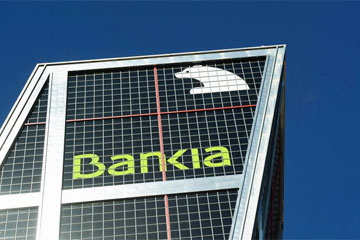 Bankia y Banco de Valencia se disparan en bolsa antes de su saneamiento ...
